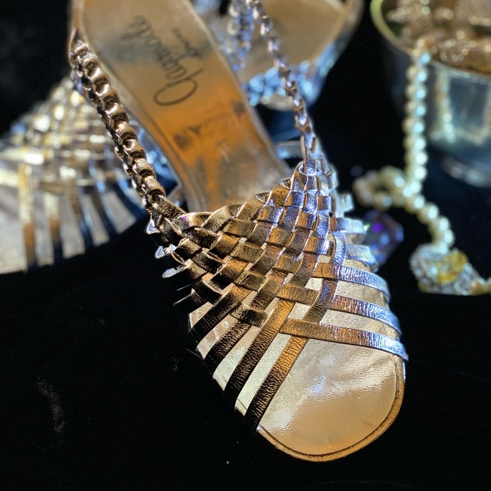 Sandals - Picture 3 of 10